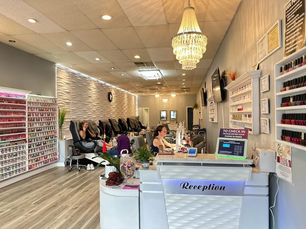 Limitless Nails & More — Nail salon in Ballwin